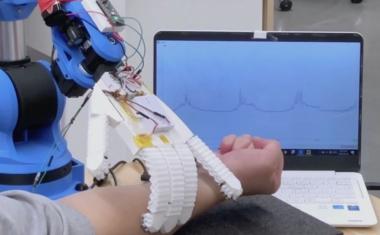 Researchers develope sensing robot healthcare helpers