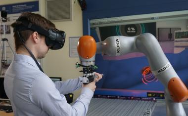 Hip implant simulator for virtual surgery training