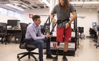 Exoskeleton allows amputees to walk with less effort