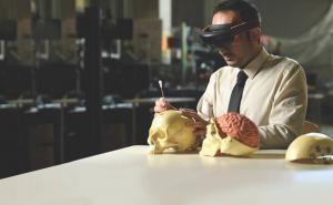 Augmented reality makes for better surgeons
