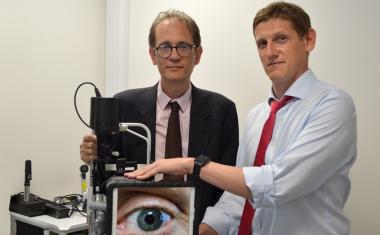 The 5G 4K tele-examination of an eye