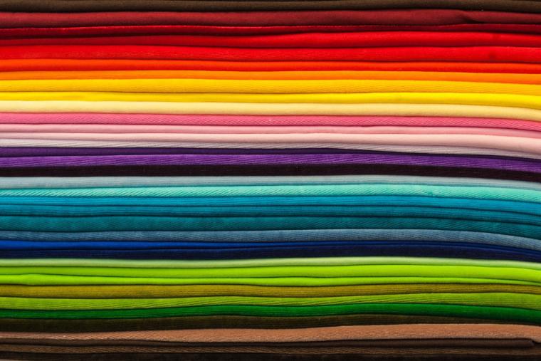 Magic fibers: ‘smart fabrics’ can change color