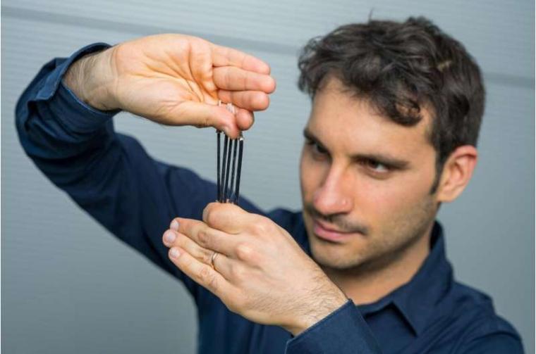 Gianluca Rizzello with dielectric elastomers. The Saarbrücken researchers are...