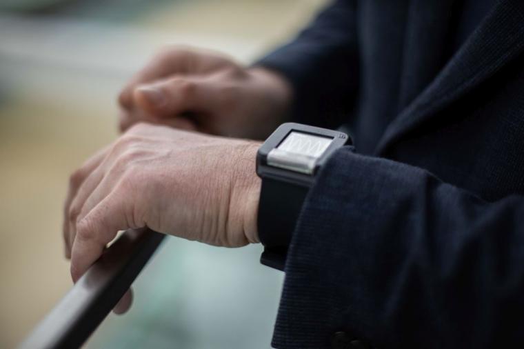 Smart wrist-worn device developed by Lithuanian researchers can alert about...