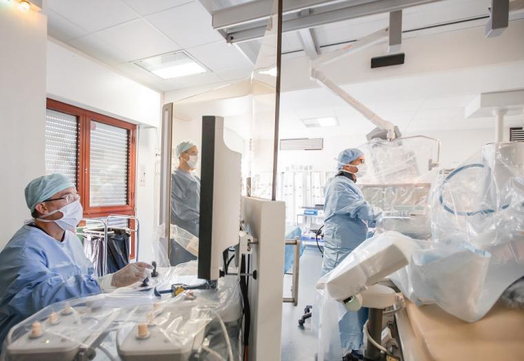 The procedures were performed at Rouen University Hospital andClinique Pasteur...