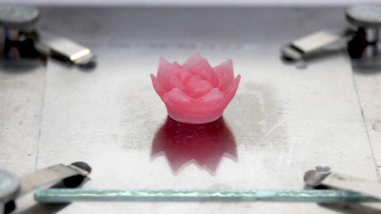 To demonstrate that fine aerogel structures can be produced in 3D printing, the...